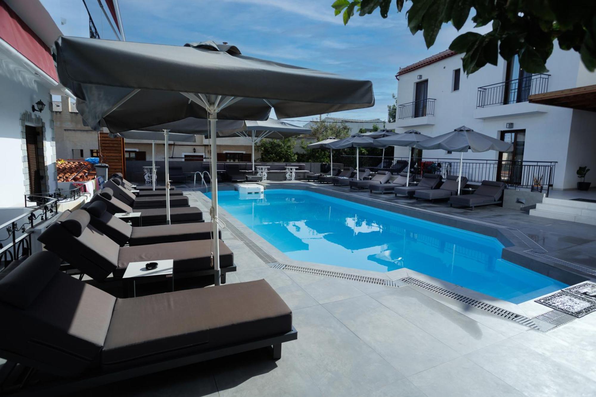 Yianna Hotel Skala  Ngoại thất bức ảnh